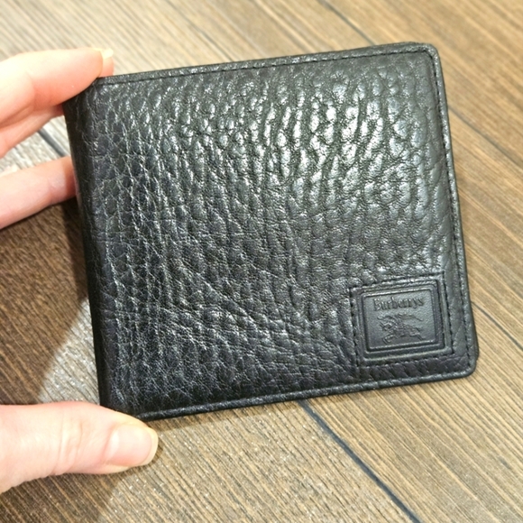 Vintage 🌟 Burberrys Black Leather Bi-Fold Wallet - Picture 1 of 14